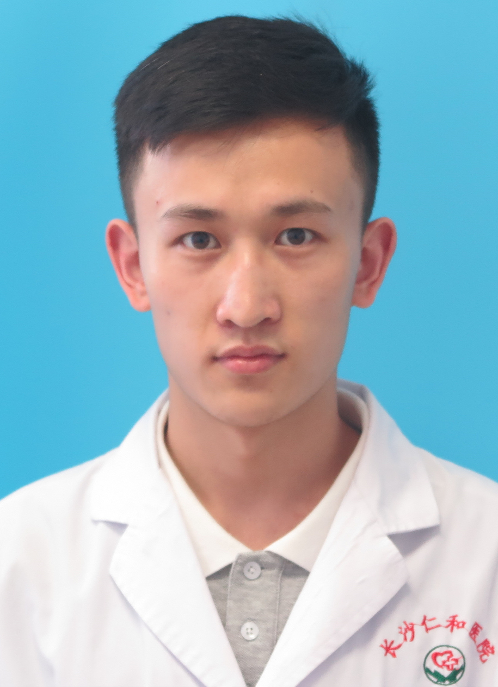 679  王少彬  康复治疗师.jpg